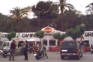 Biker Bar Correcaminos